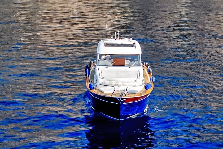 Private Capri and Amalfi Coast Boat Tour from Sorrento — Full-Day Charter photo 3