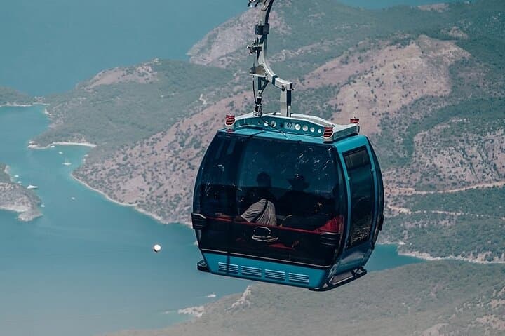 Babadağ Cable Car to Ölüdeniz: Summit Transfer, Panoramas & Paragliding Access