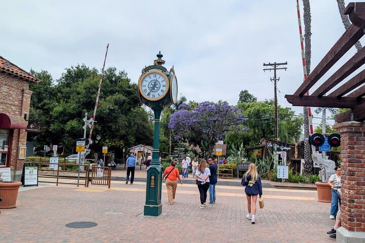 San Juan Capistrano Scavenger Hunt: Self-Guided Historic Walking Tour