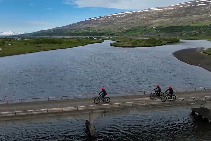 Explore Akureyri by E-Bike: Kjarnaskógur Forest & Forest Lagoon Tour photo 6