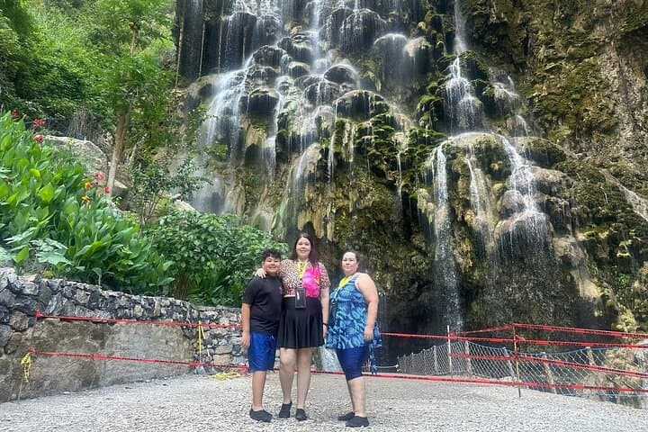 Sunrise at Tolantongo Grottoes: Hot Springs, Caves & Suspension Bridge Day Trip from Mexico City
