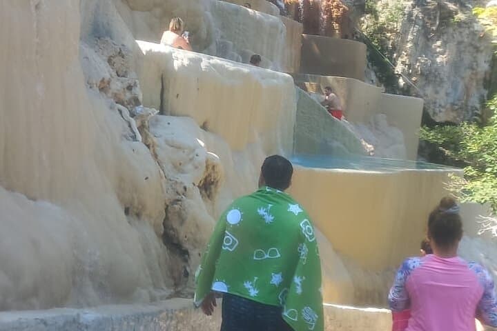 Sunrise at Tolantongo Grottoes: Hot Springs, Caves & Suspension Bridge Day Trip from Mexico City photo 6