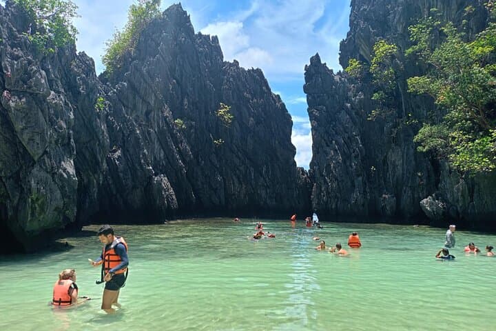 El Nido Island Hopping Tour C — Bacuit Archipelago Secret Lagoons & Snorkeling photo 3