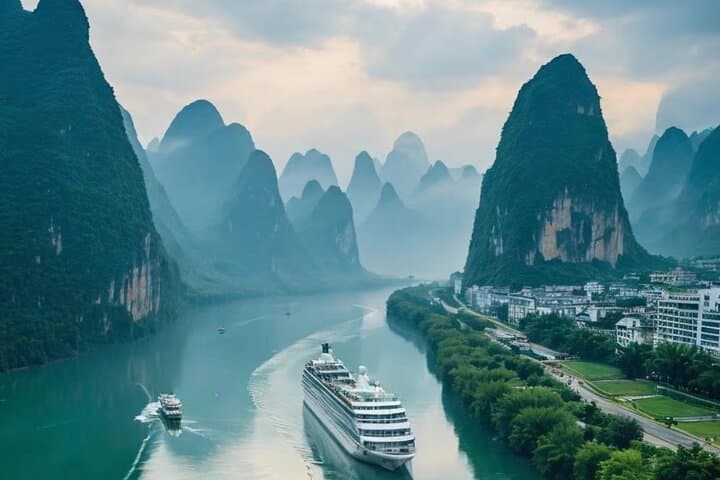 Li River Cruise Guilin to Yangshuo: Scenic Day Cruise on the Li River