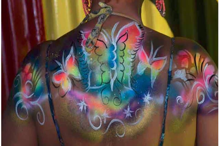Painted in Paradise: Group Bodypainted Makeover Experience in Jamaica photo 2