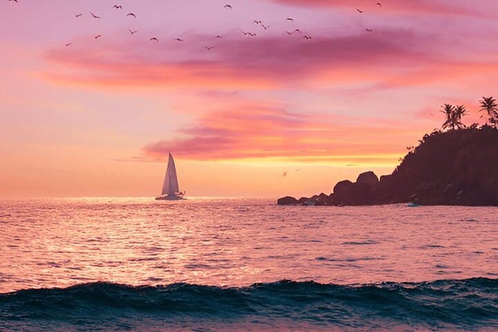 Private Sunset Cruise in Mirissa: Whale Watching, Snorkeling & SUP