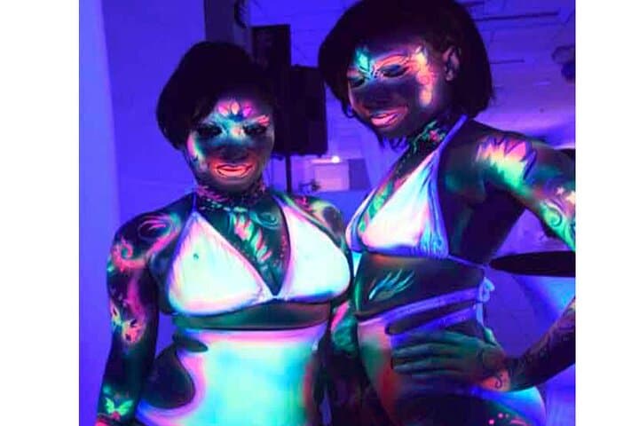 Painted in Paradise: Group Bodypainted Makeover Experience in Jamaica photo 3