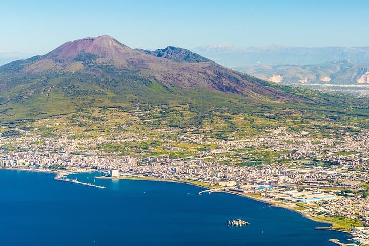 Climb Mount Vesuvius: Easy Guided Tour to the Gran Cono photo 2