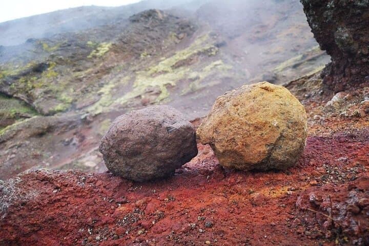 Climb Mount Vesuvius: Easy Guided Tour to the Gran Cono photo 5