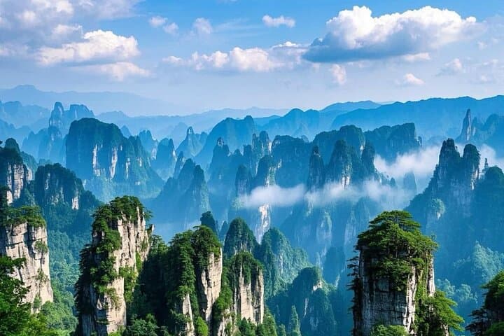 Zhangjiajie National Forest Park One-Day Tour: Walk Among Avatar’s Pillars