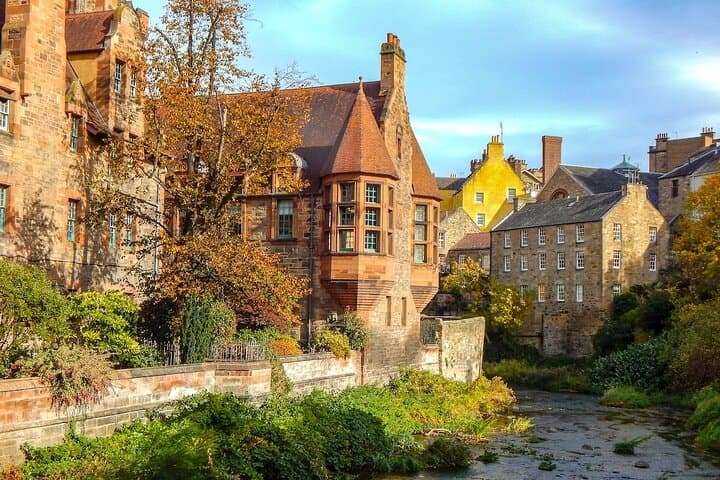 8-Day Private Scotland Tour: Edinburgh, Inverness, Isle of Skye & Jacobite Steam Train