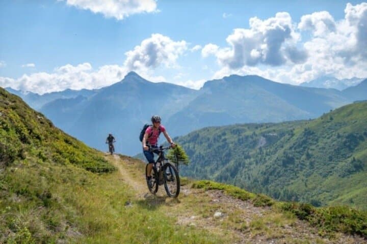 Seefeld Panorama E-Bike Tour: Möserer See & Katzenkopf Hütte in Half Day photo 3