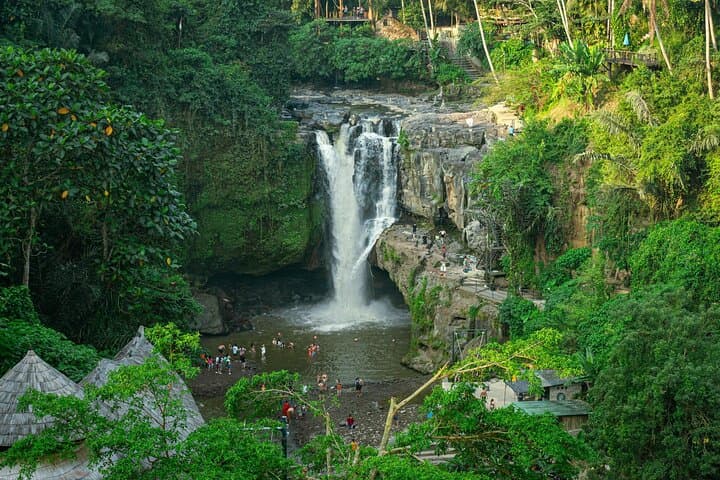 Private Ubud Day Tour: Temples, Monkey Forest, Rice Terraces & Waterfall photo 6