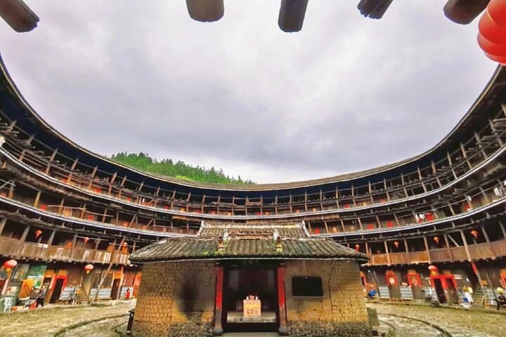 Tianluokeng Tulou Private Tour from Xiamen: Hands-On Hakka Architecture Experience photo 4