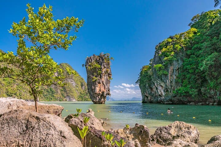 Phi Phi & James Bond Island Speed Catamaran: Full-Day Andaman Adventure