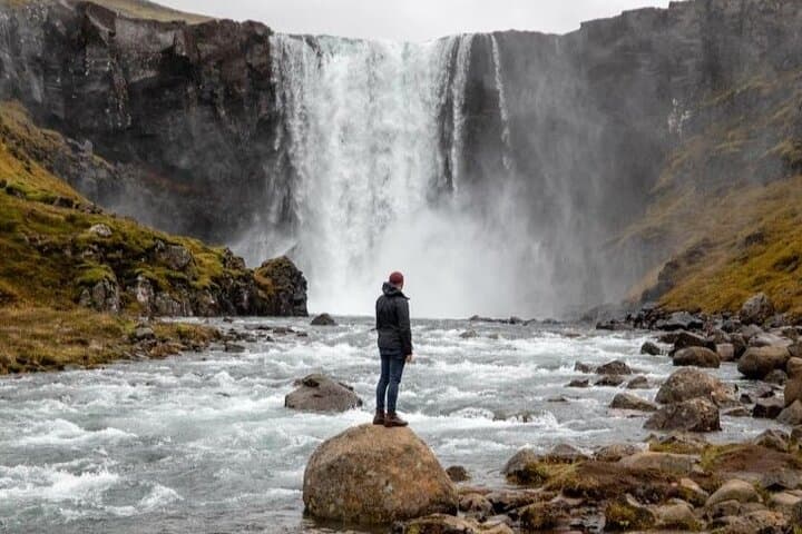 Gufufoss and Vök Baths: Seydisfjordur Waterfall & Geothermal Spa Tour