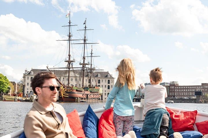 Amsterdam Open Boat Canal Cruise — Live-Guided Old City Center Tour with Drinks photo 1