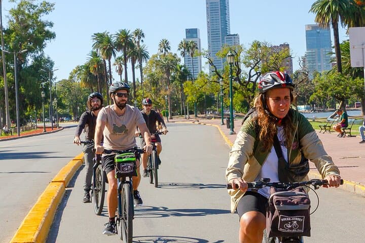 Palermo & Recoleta Private Bike Tour: Buenos Aires Local-Host Experience
