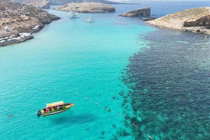 Private Speedboat to Comino's Blue Lagoon: 4-Hour Snorkel & Cave Tour