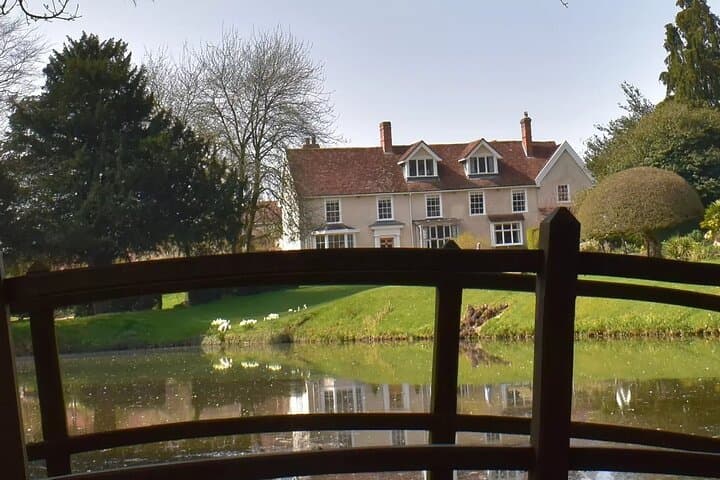 Explore Medieval Lavenham: Self-Guided Tudor Walking Audio Tour photo 6