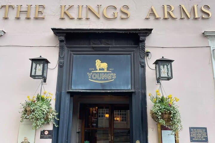 Oxford Historic Pubs Walking Tour: Self-Guided Audio Route photo 6