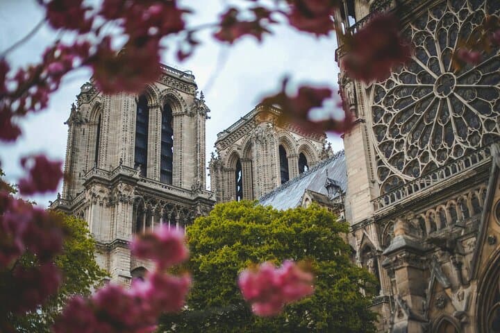 Private Paris Car Tour: Personalized Sightseeing with Driver-Guide photo 2