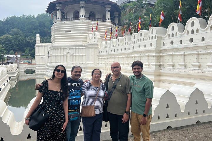 10-Day Private Sri Lanka Highlights Tour — Sigiriya, Kandy, Ella & Yala photo 2