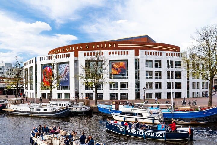 Amsterdam Electric Canal Cruise with Live Guide and Two Drinks photo 5