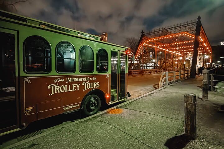 Minneapolis Candlelight Ghost Trolley Tour — Haunted Mansion Trolley Ride