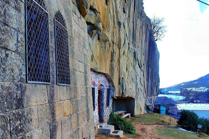 Transfăgărășan Bear Safari and Ancient Rock Church Day Tour from Bucharest photo 5