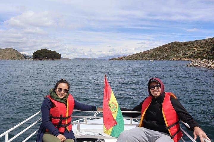 Tiwanaku and Isla del Sol: 2-Day Cultural Journey from La Paz