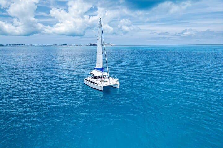 Redemption Catamaran Private Day Sail in Bermuda — Snorkel & Beach Escape photo 2