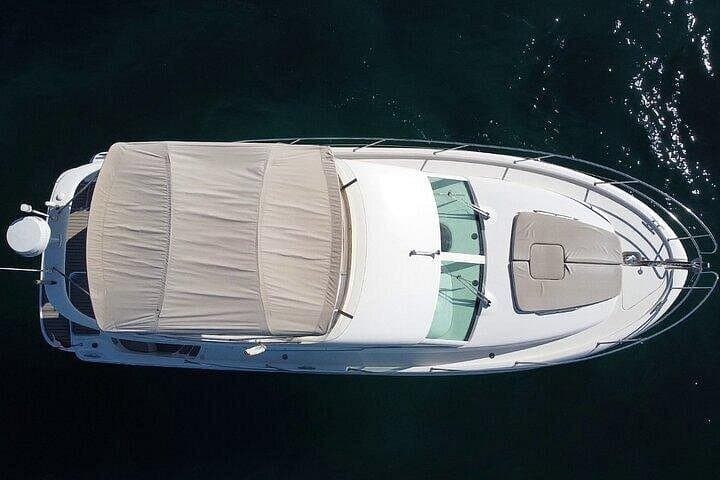 Private 2-Hour Boat Charter in Alicante: Coastline Cruise & Views of Tabarca photo 2