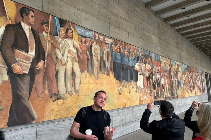 Berlin in a Day: Private Complete History Walking Tour photo 6