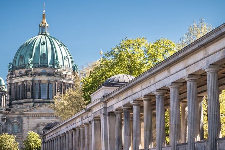 Berlin in a Day: Private Complete History Walking Tour photo 4