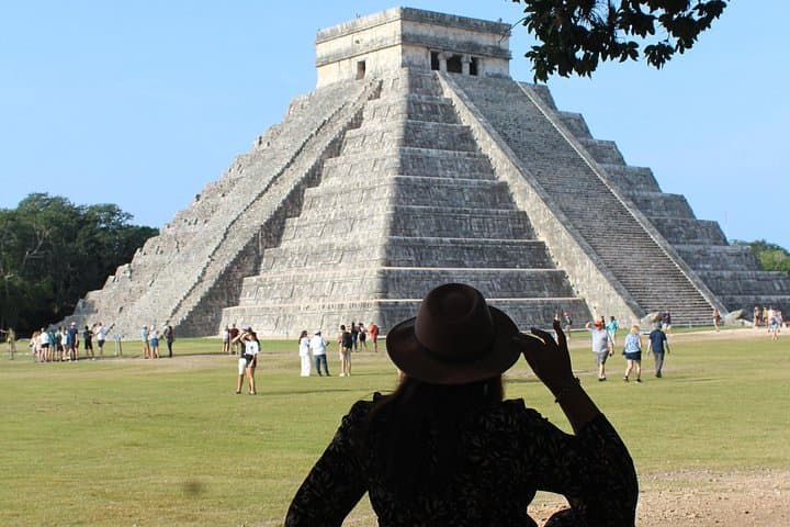 Chichen Itza and Cenote Adventure: Guided Tour, Cenote Swim & Traditional Lunch photo 1