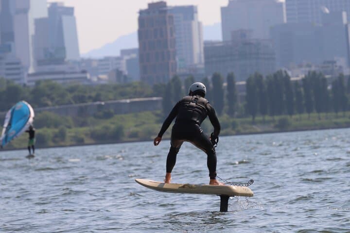 E-foiling and Windsurfing on Seoul's Han River: Ttukseom Park Experience photo 6