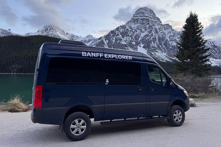 Banff to Moraine Lake & Lake Louise: Budget-Friendly Shuttle Guide photo 2
