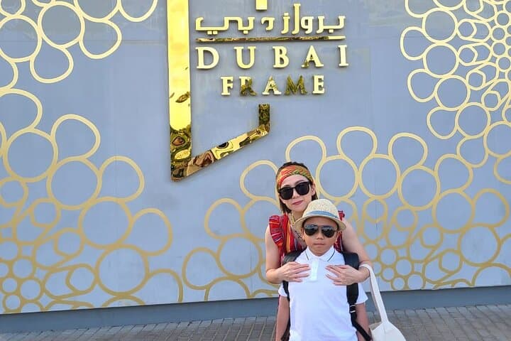 Dubai Top 20 Attractions: Burj Khalifa, Souks & Creek Private Tour photo 3