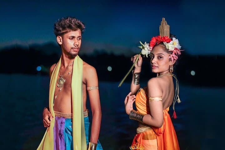 Sigiriya Traditional Dress Up & Cultural Photography Experience