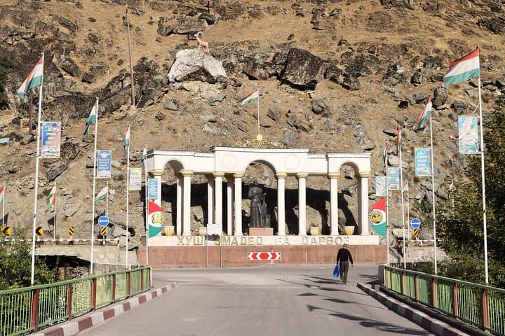 Pamir Highway 2-Day Adventure: Dushanbe to Qalai Khumb & Childukhtaron Valley photo 2