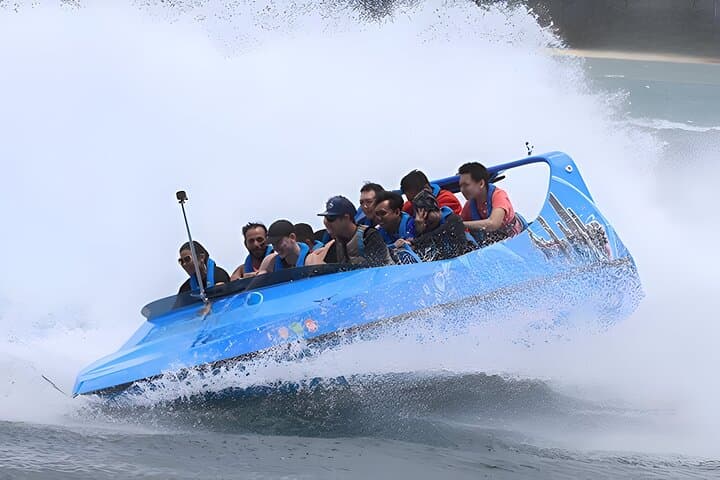 20-Minute High-Speed Jet Boat Thrill Ride in St. Julian's, Malta