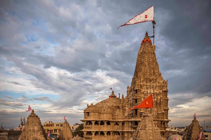 4-Day Private Somnath & Dwarka Spiritual Circuit: Temples, Coastline and Culture