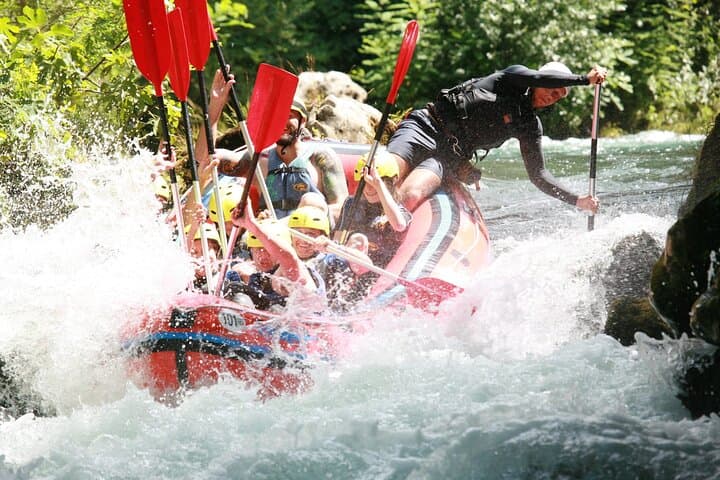 Cetina River Rafting: 2.5-Hour Guided Canyon Run with Cliff-Jumping photo 4