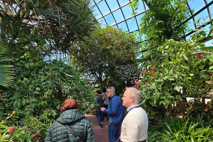 Chicago's Lincoln Park Nature Walk: Private Museum, Conservatory & Zoo Tour photo 4