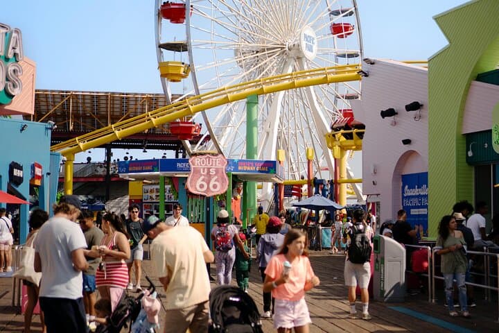 Explore LA's Iconic Landmarks: Hollywood, Beverly Hills and Santa Monica photo 5