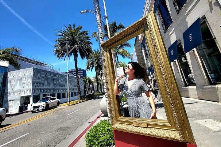 Explore LA's Iconic Landmarks: Hollywood, Beverly Hills and Santa Monica photo 4