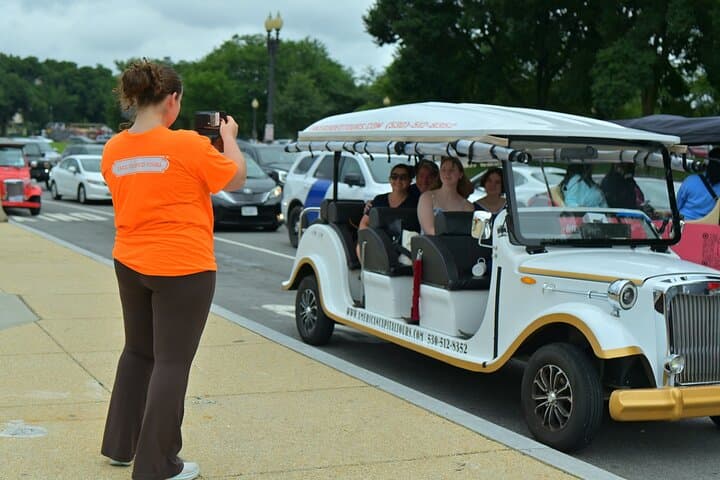 Charlotte’s Southern Elegance Electric Cart Tour: Uptown History & Landmarks photo 4