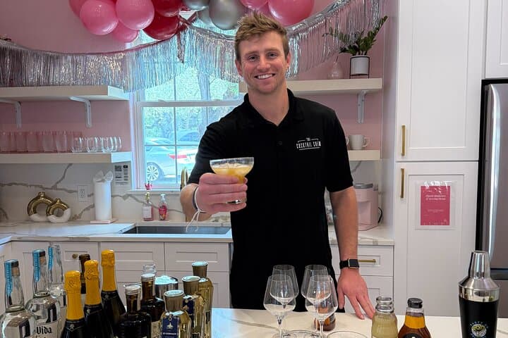 Private Charleston Mixology Class — Craft 3 Cocktails with a Pro photo 3