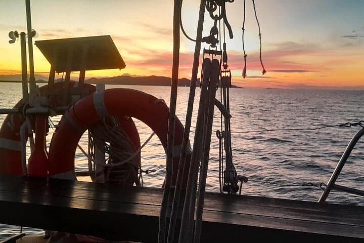 Townsville Sunset Sail: 1.5-Hour Small-Group Cruise from Yacht Club photo 6